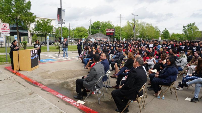 55726247_803278483370594_5197739502877016064_o